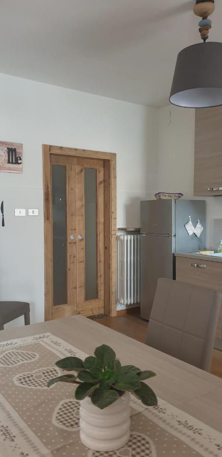 Appartamento "Roby" In Centro Cavalese Exteriör bild