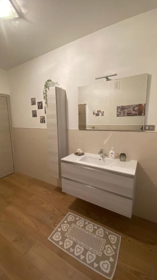 Appartamento "Roby" In Centro Cavalese Exteriör bild